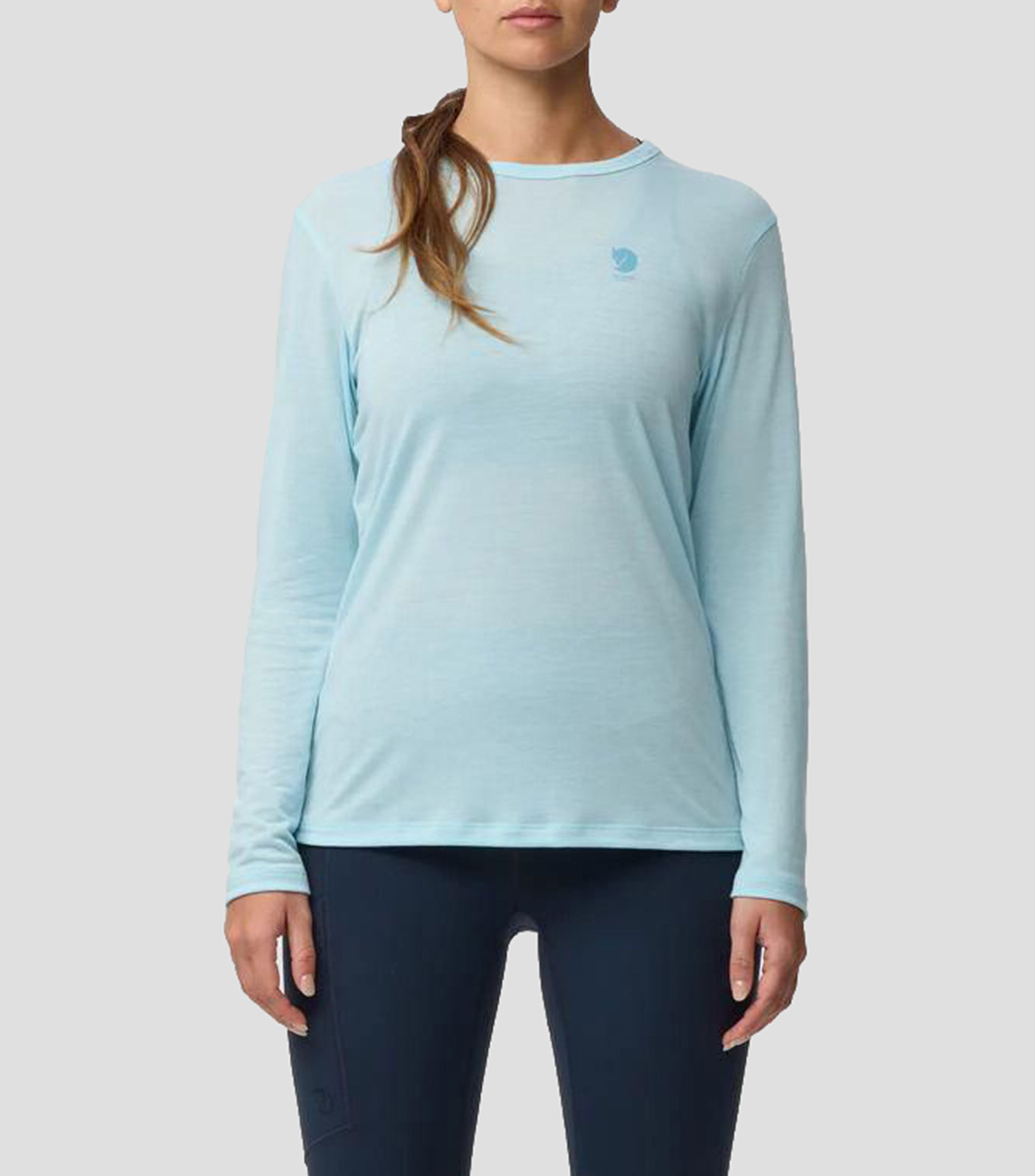 Playera cuello redondo manga larga High Coast lisa Mujer